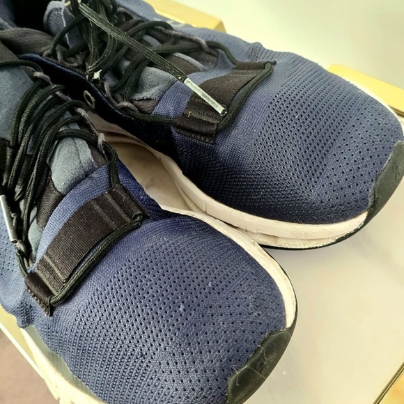 On Cloudnova Navy Blue White Athletic Running Shoes Men’s (26.99117) Size 8.5 main image 4